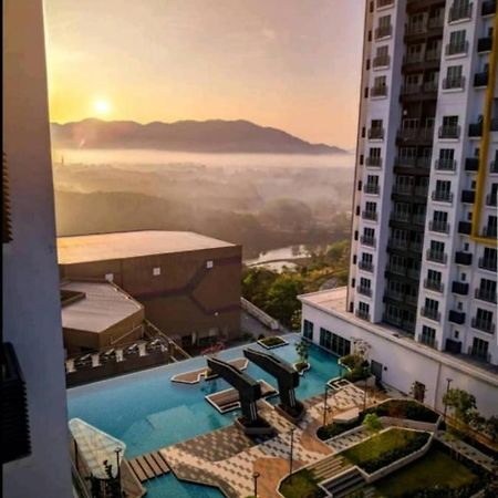 Mesahill Nilai 2 Room Condo - Fast Wifi, Amazing Pool & Tv Ngoại thất bức ảnh