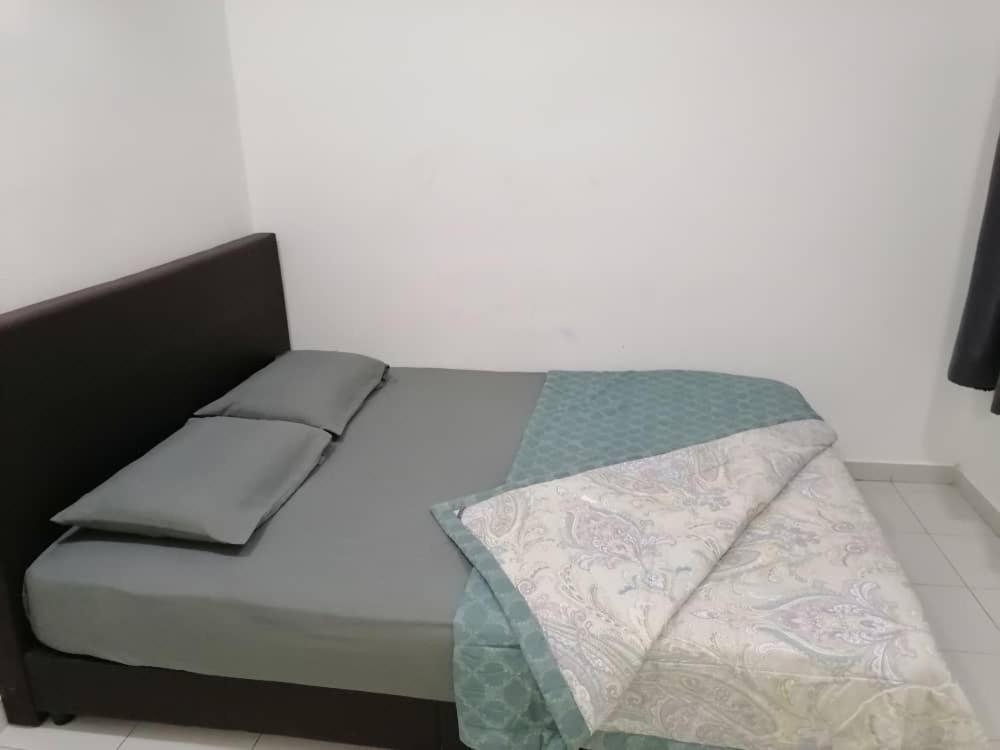 Mesahill Nilai 2 Room Condo - Fast Wifi, Amazing Pool & Tv Ngoại thất bức ảnh