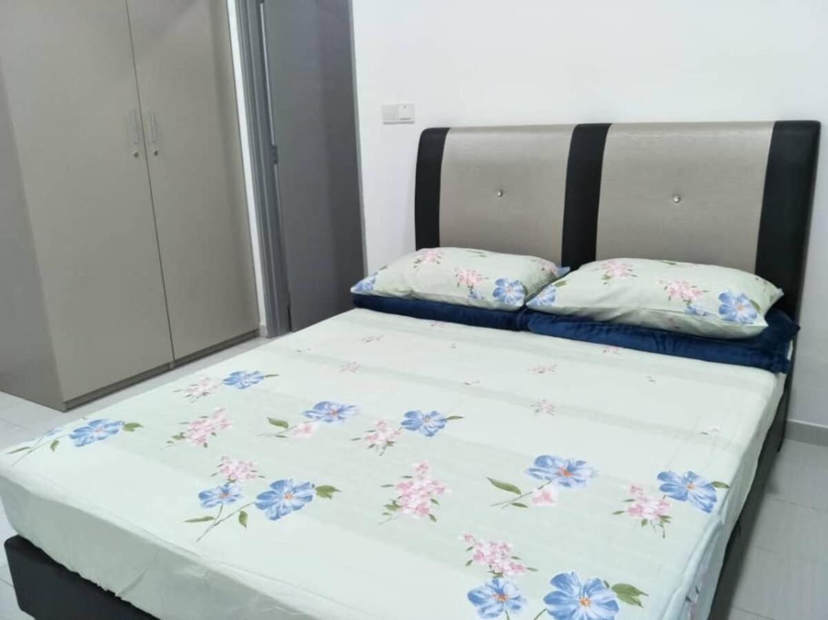 Mesahill Nilai 2 Room Condo - Fast Wifi, Amazing Pool & Tv Ngoại thất bức ảnh